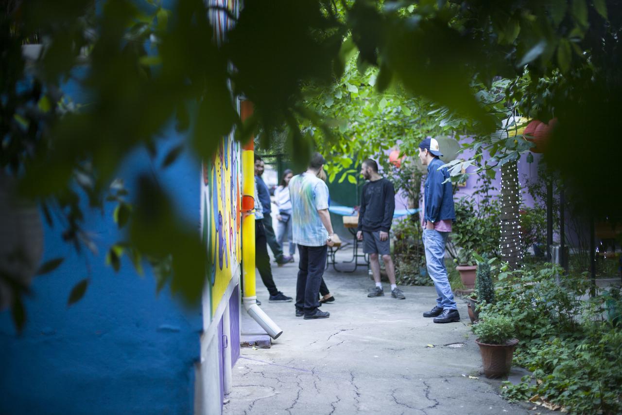 Zgarbi Hostel 트빌리시 외부 사진